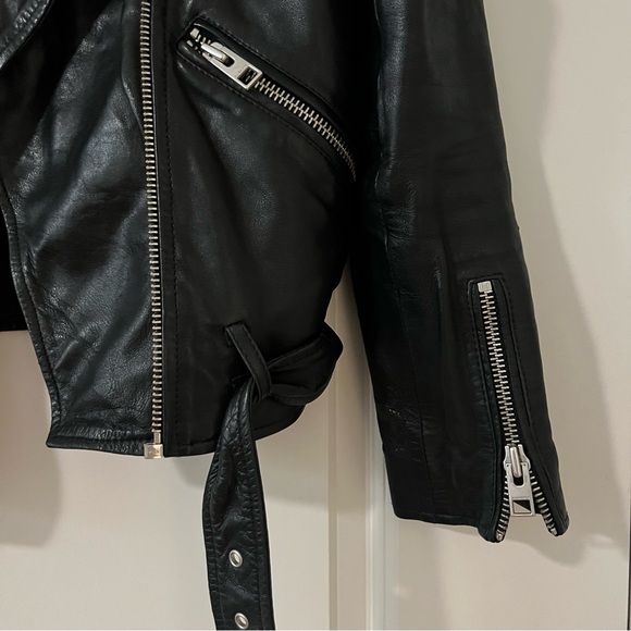 •SOLD• Black leather jacket - Picture 6 of 8